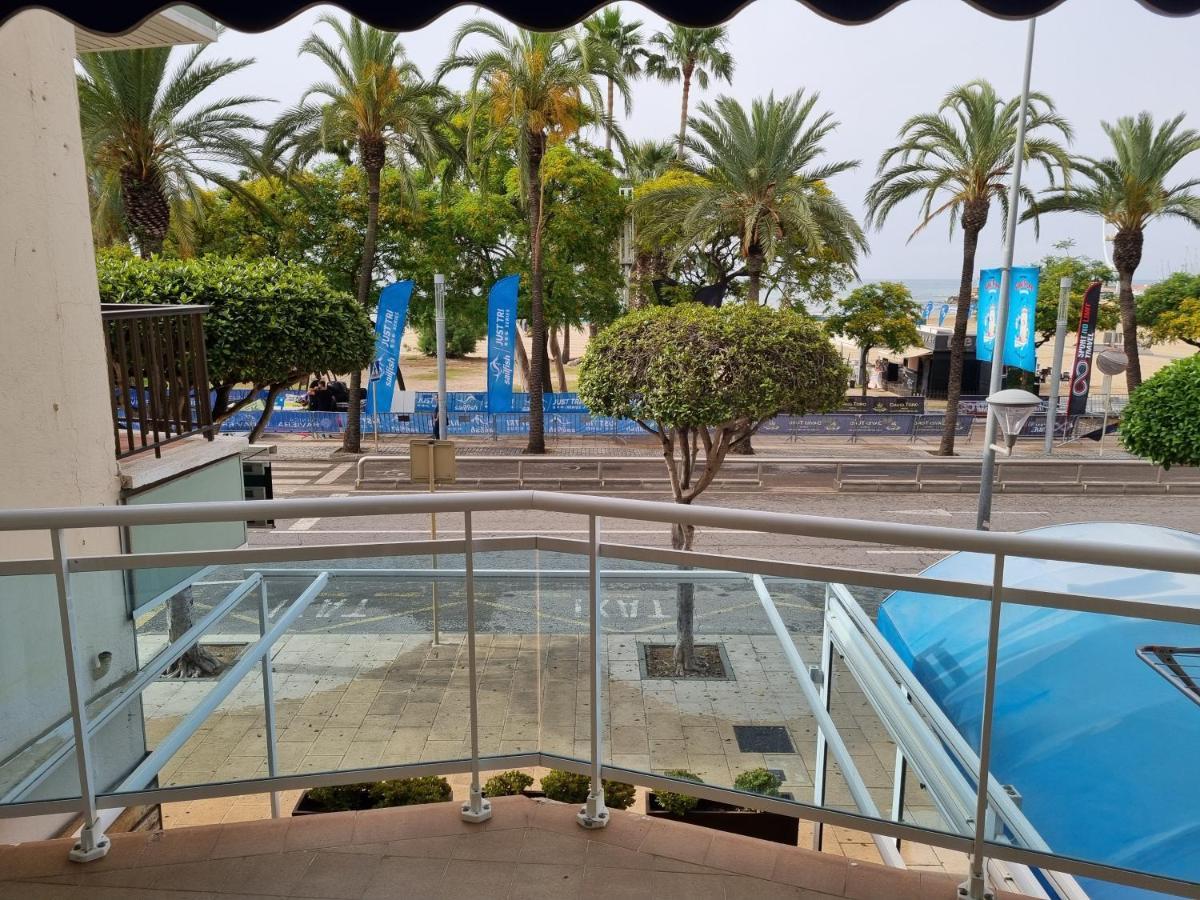 Apartamento Primera Linea Mar Cambrils Cerca Puerto ภายนอก รูปภาพ