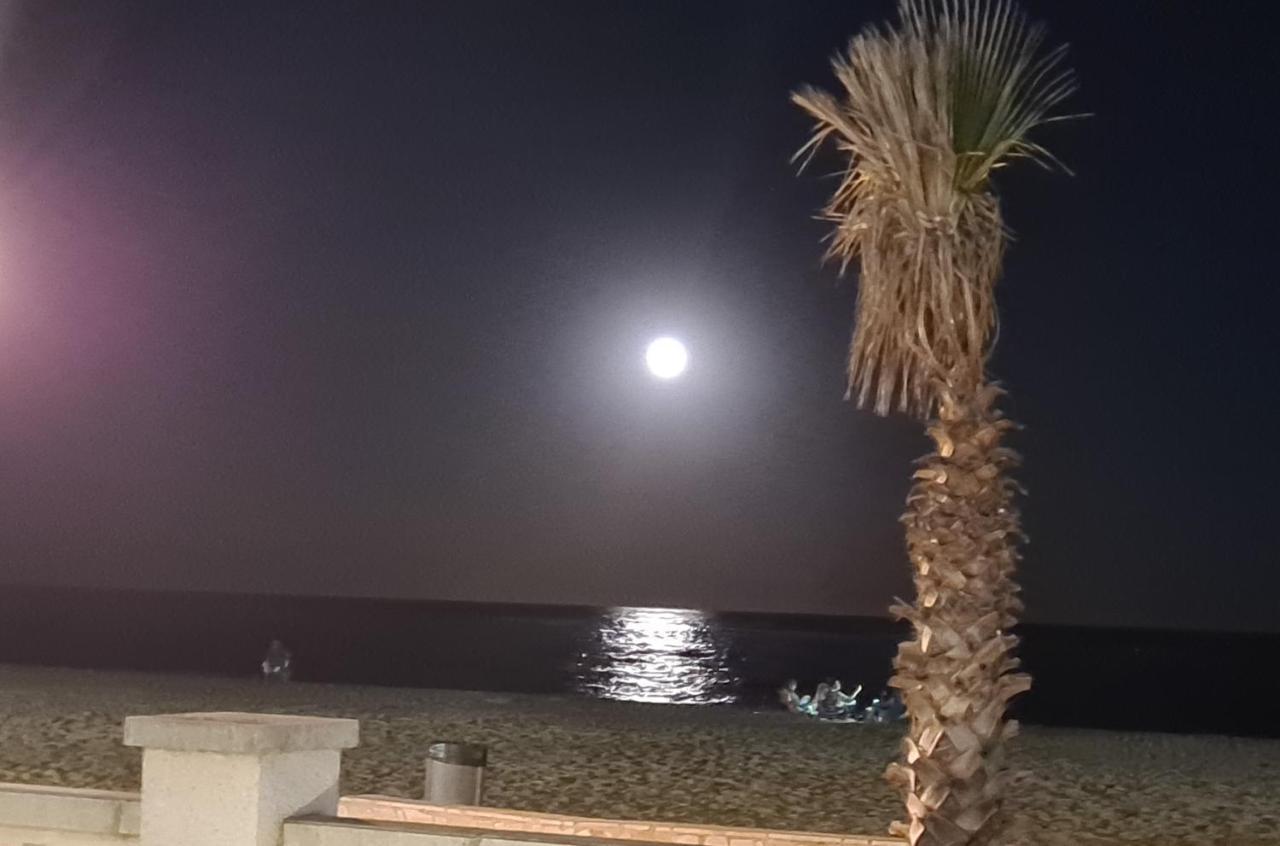 Apartamento Primera Linea Mar Cambrils Cerca Puerto ภายนอก รูปภาพ